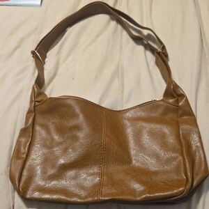 Elegant Tan Shoulder Bag
